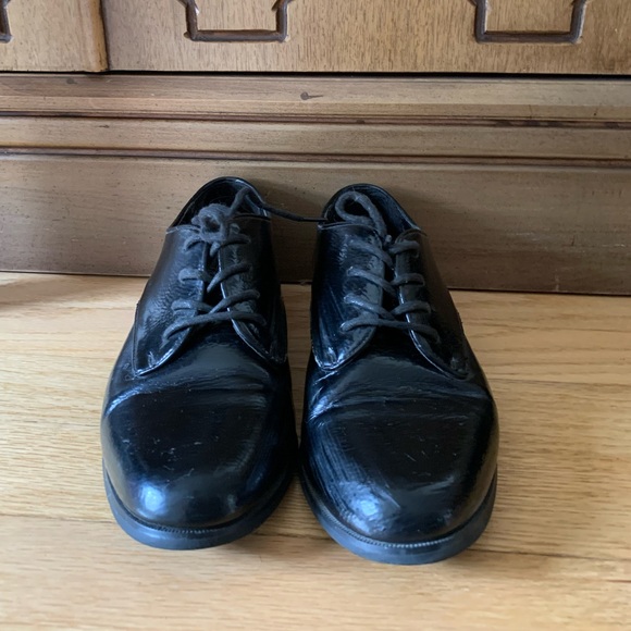 Aldo // Black Patent Oxfords - Picture 5 of 9